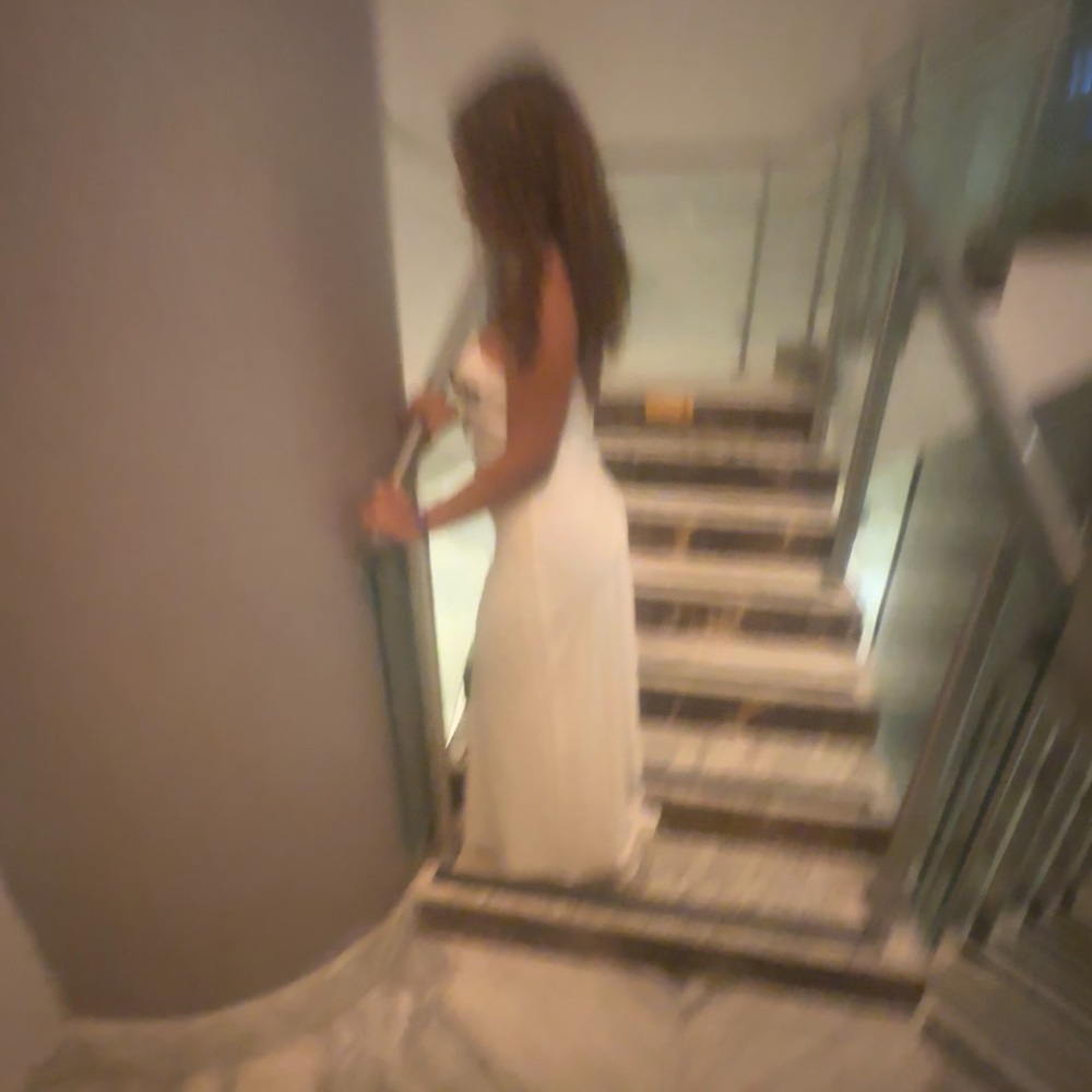 Meet your Posher, Ari